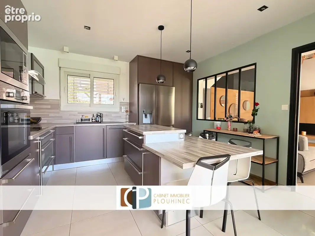 NOUVEAUTÉ à Charnay-lès-Mâcon   Maison familiale avec piscine. - photo 3