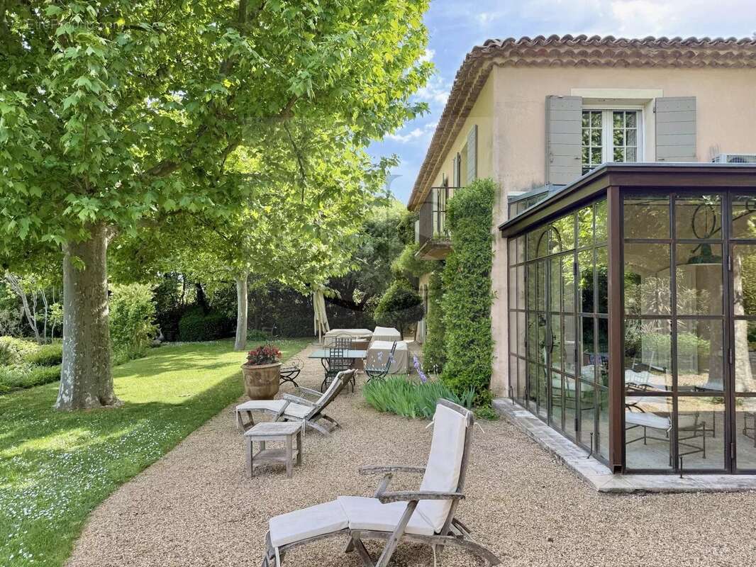 Maison à LE THOLONET
