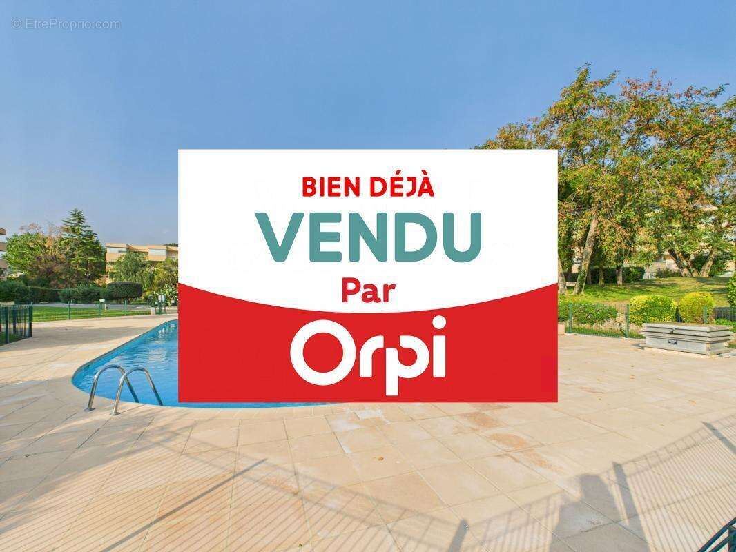 Appartement à MANDELIEU-LA-NAPOULE