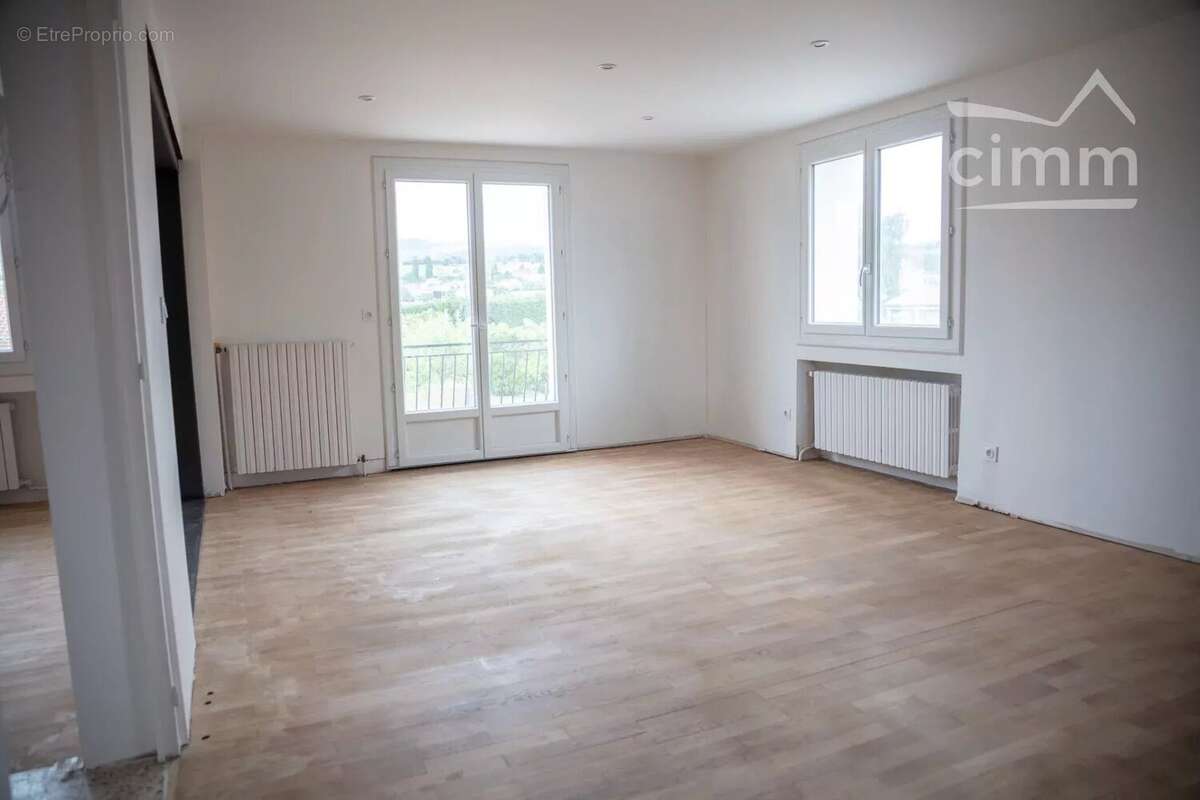 Maison à MARGERIE-CHANTAGRET