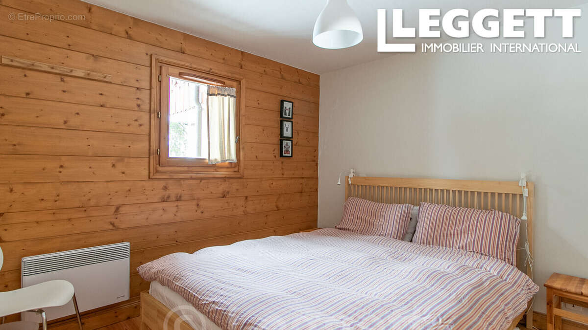 Appartement à MORILLON