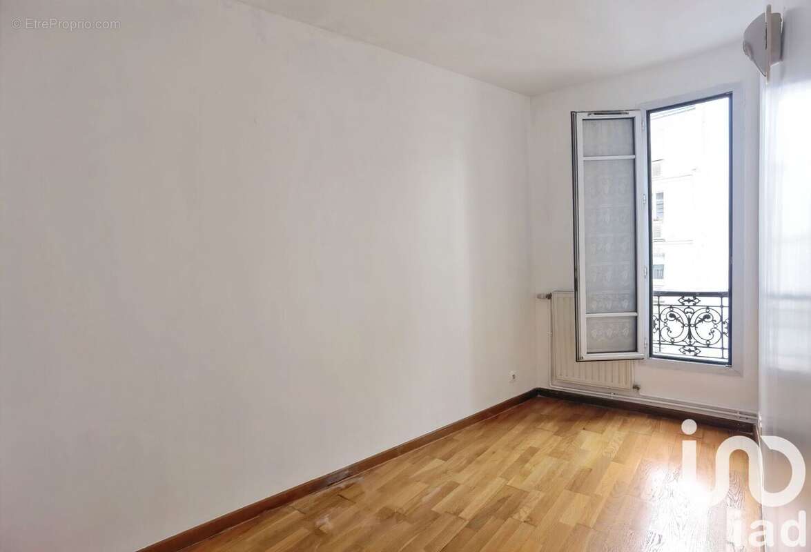 Photo 5 - Appartement à PARIS-18E
