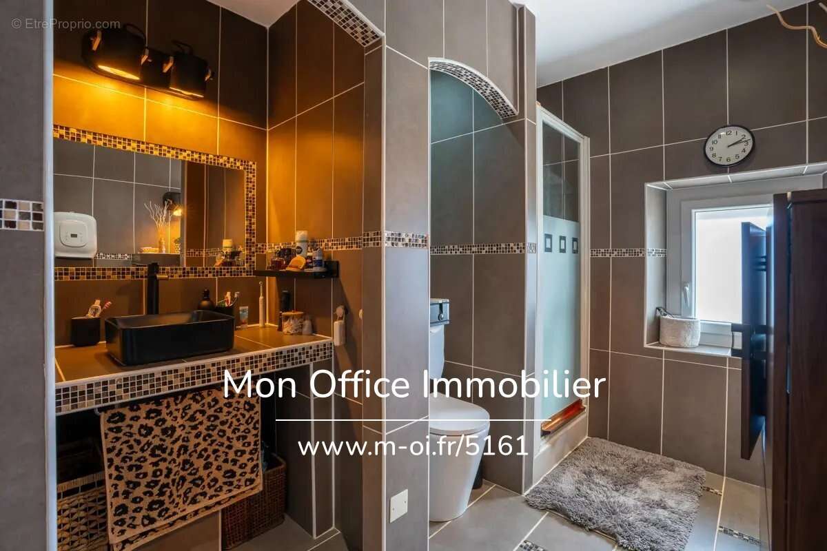 Maison à SAINT-CYR-SUR-MER