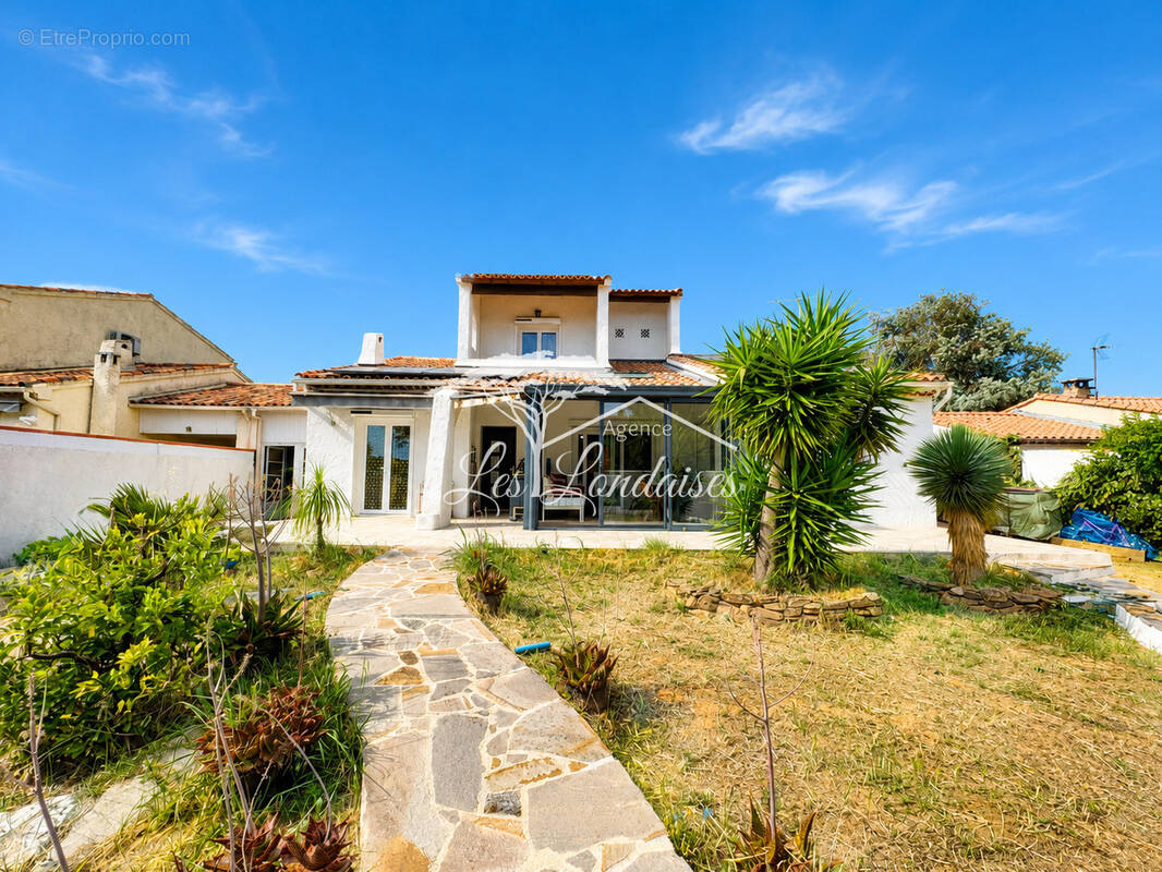 Maison à LA LONDE-LES-MAURES
