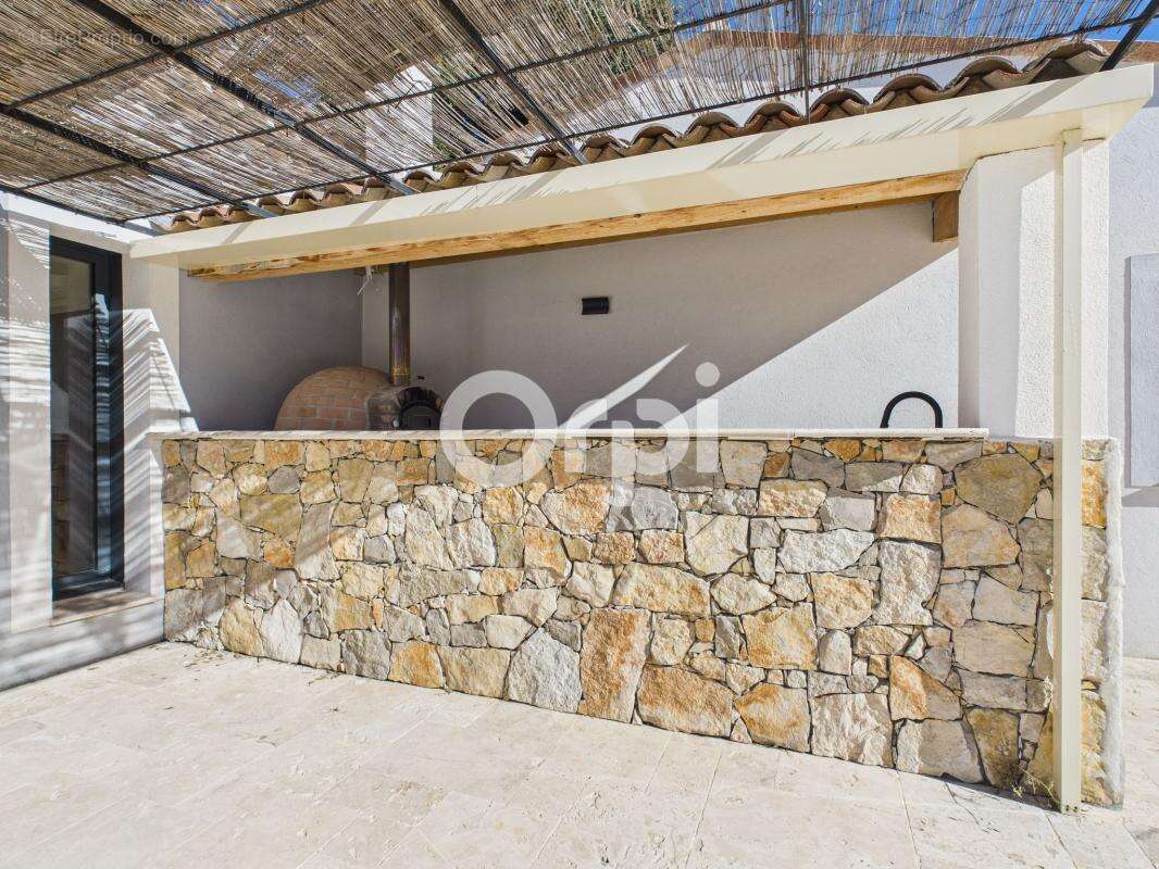 Maison à MONTAUROUX