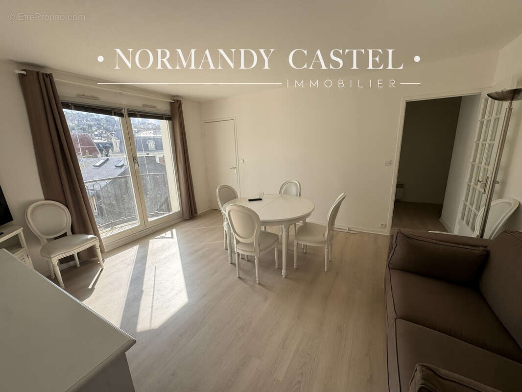 Appartement à TROUVILLE-SUR-MER