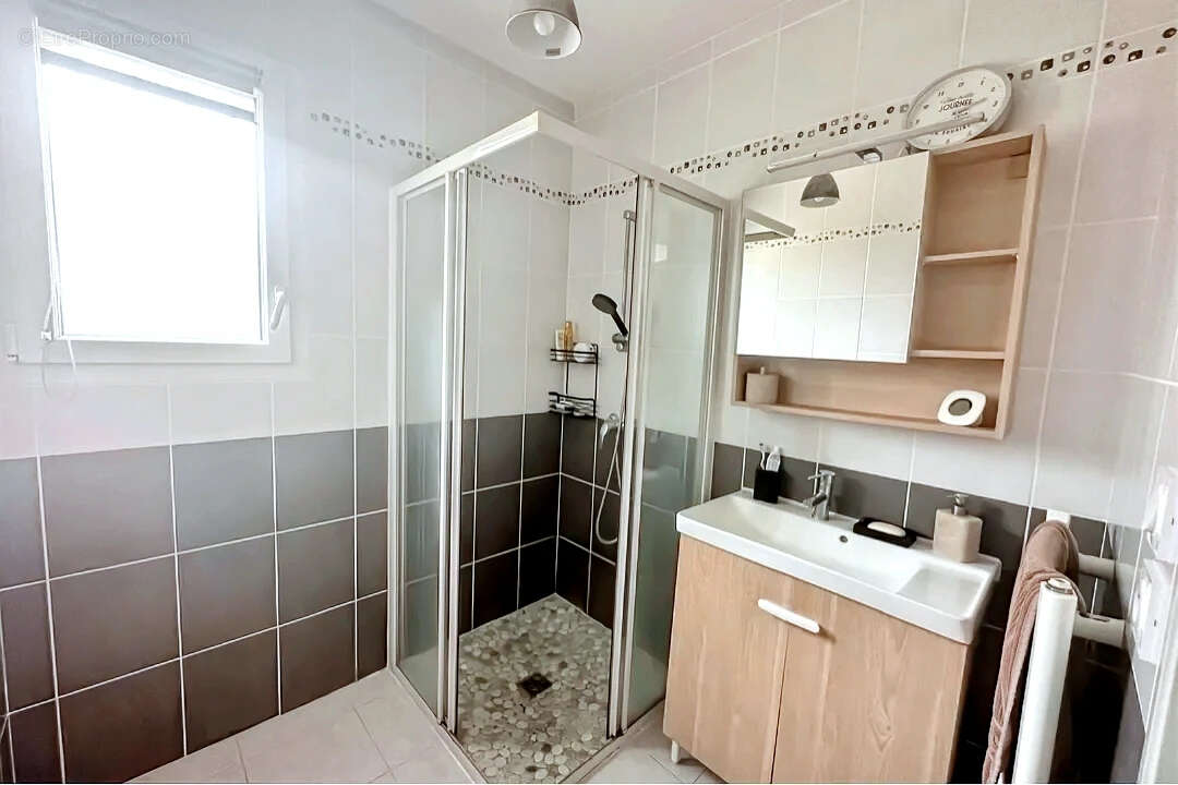 Maison à SAINTE-SOULLE