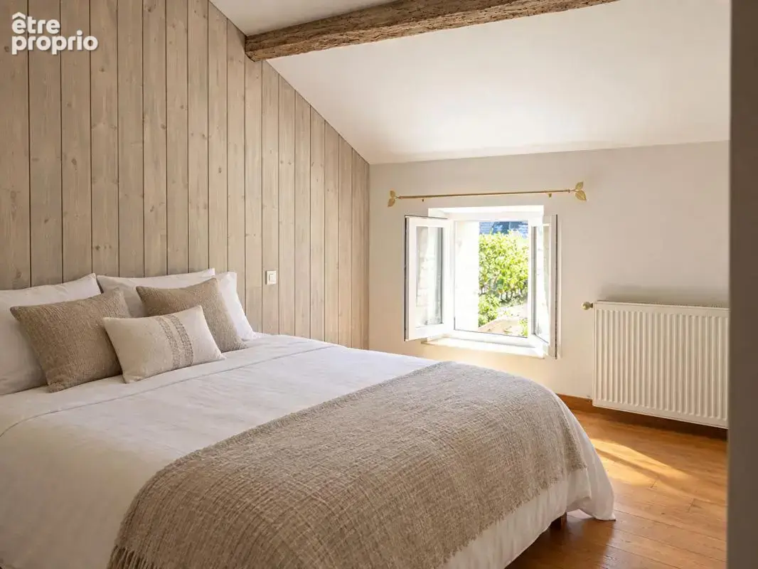 Maison VAL DE COGNAC 8 pièces, 4 chambres, avec piscine et jardin clos - photo 6