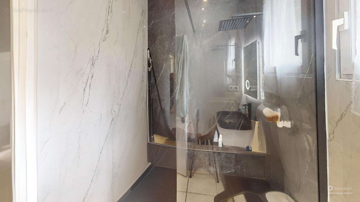 Appartement à FRAISSES