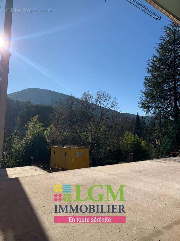 Maison à SAINT-JEAN-DU-PIN