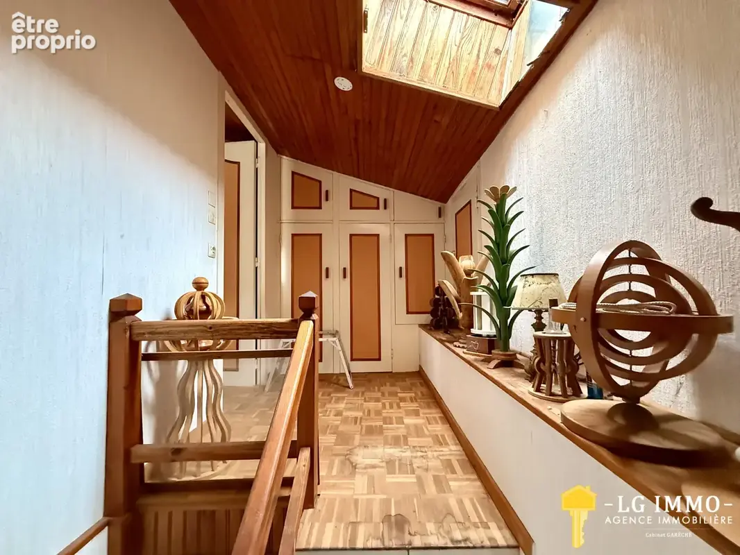Lot de deux maisons d'habitation, grange, atelier et terrain clos - photo 17