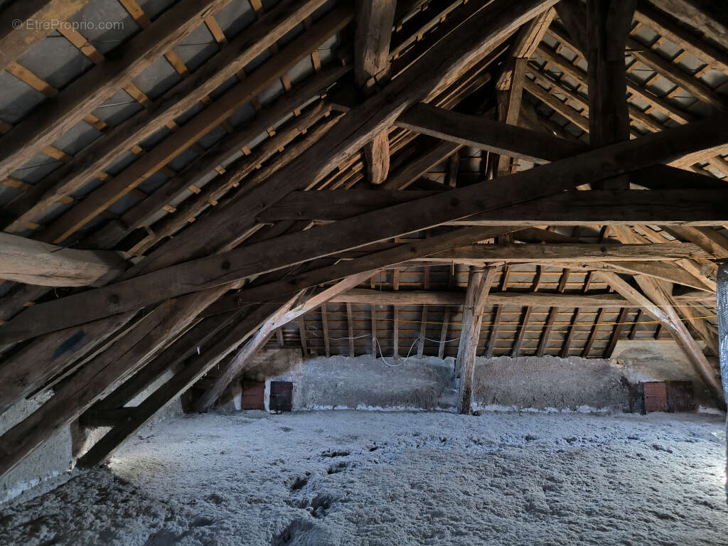 Maison à CHATILLON-EN-BAZOIS