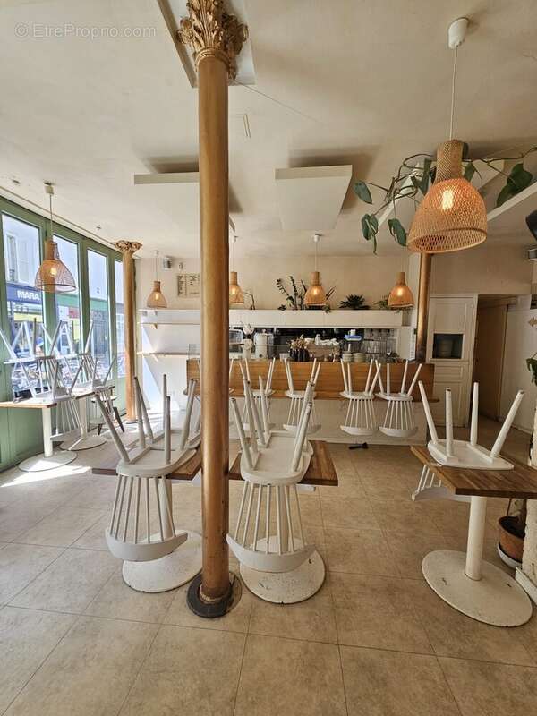 Salle de restaurant - Autre à PARIS-11E