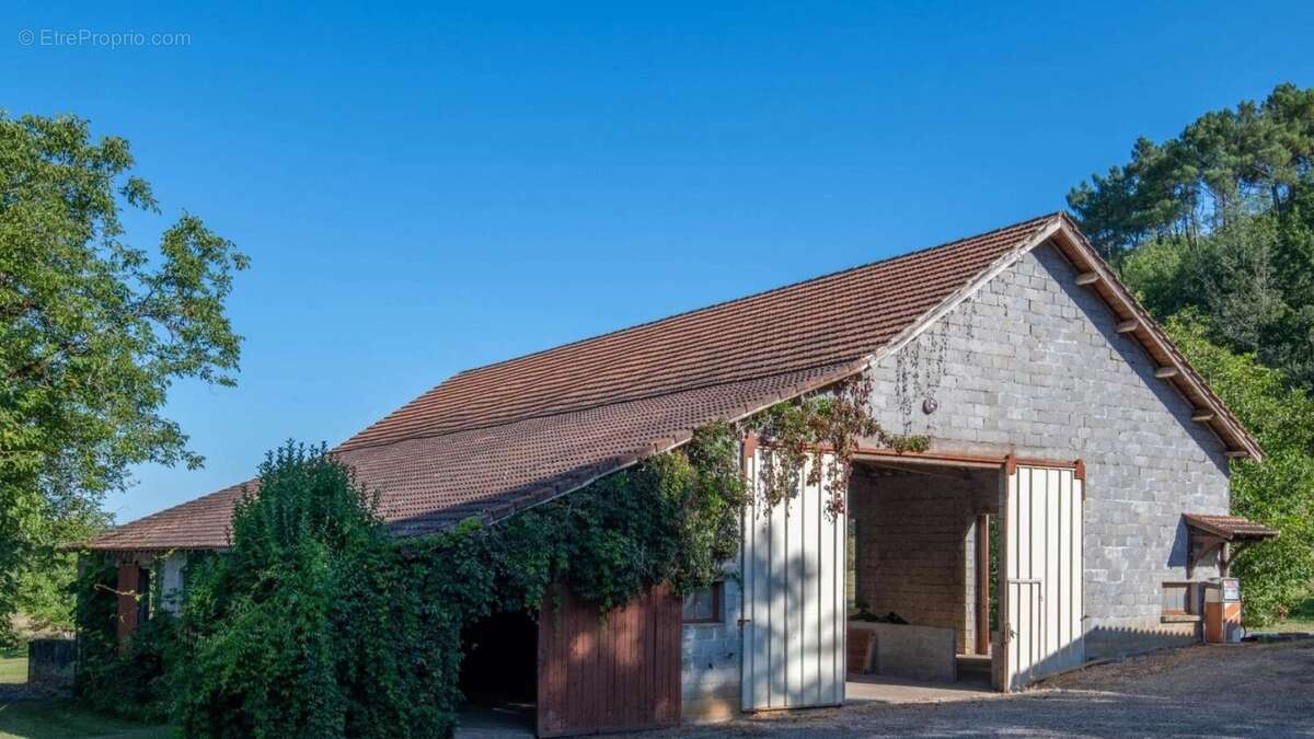 Maison à CAZALS