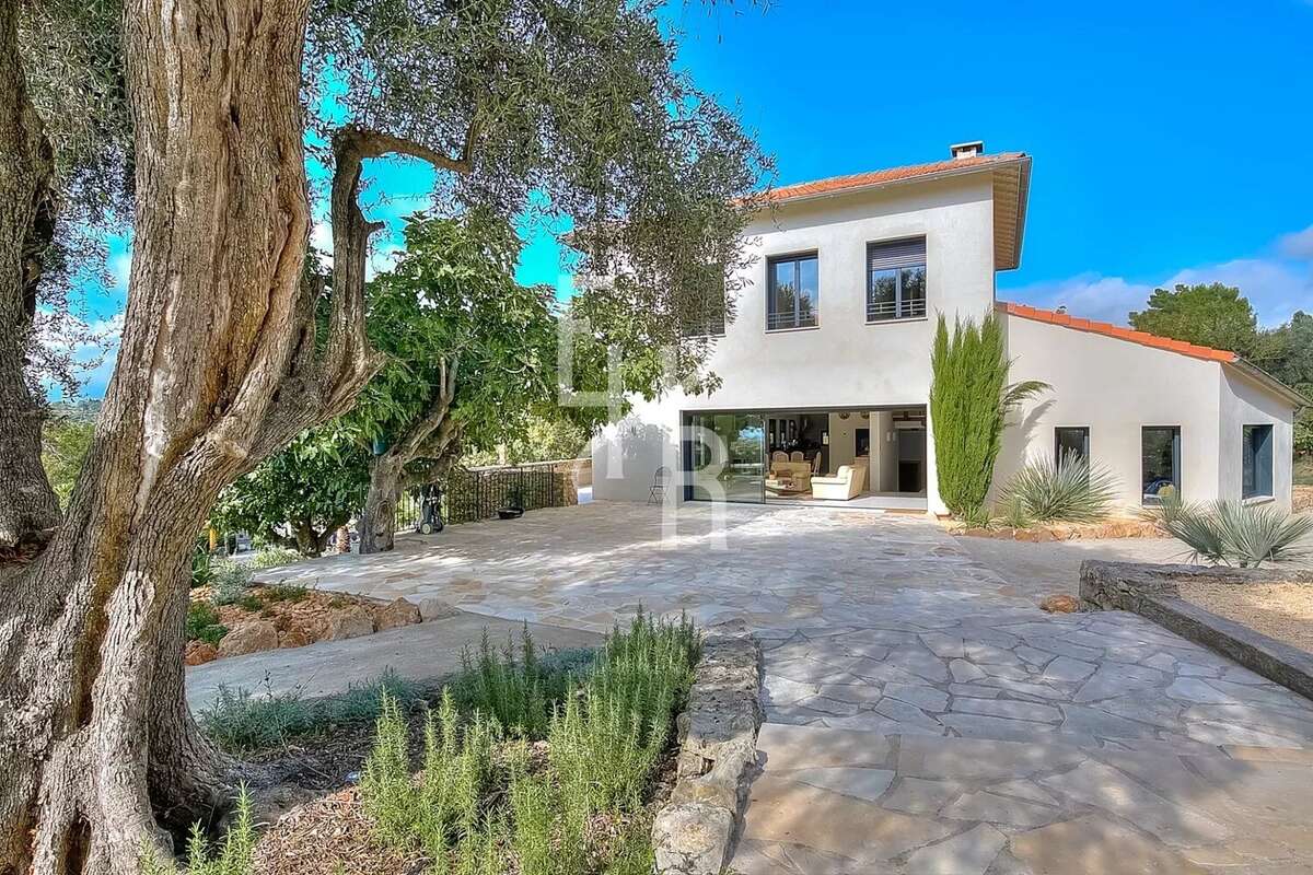 Maison à MOUGINS