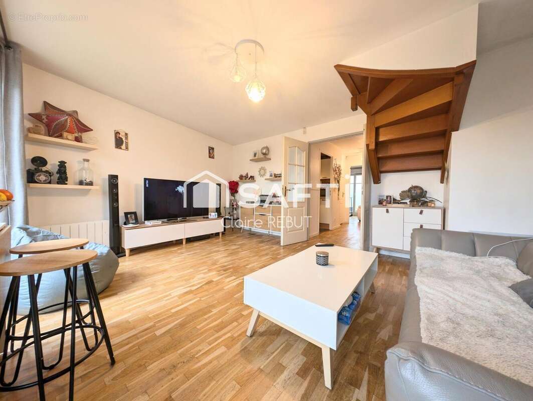 Photo 4 - Appartement à LES PAVILLONS-SOUS-BOIS