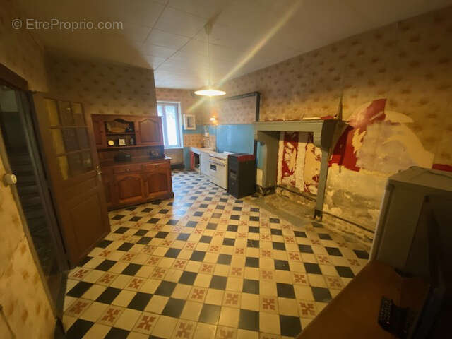 Maison à MARTRES-SUR-MORGE