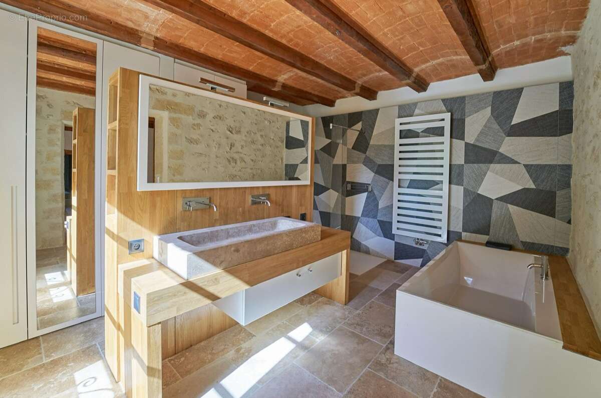 Maison à UZES