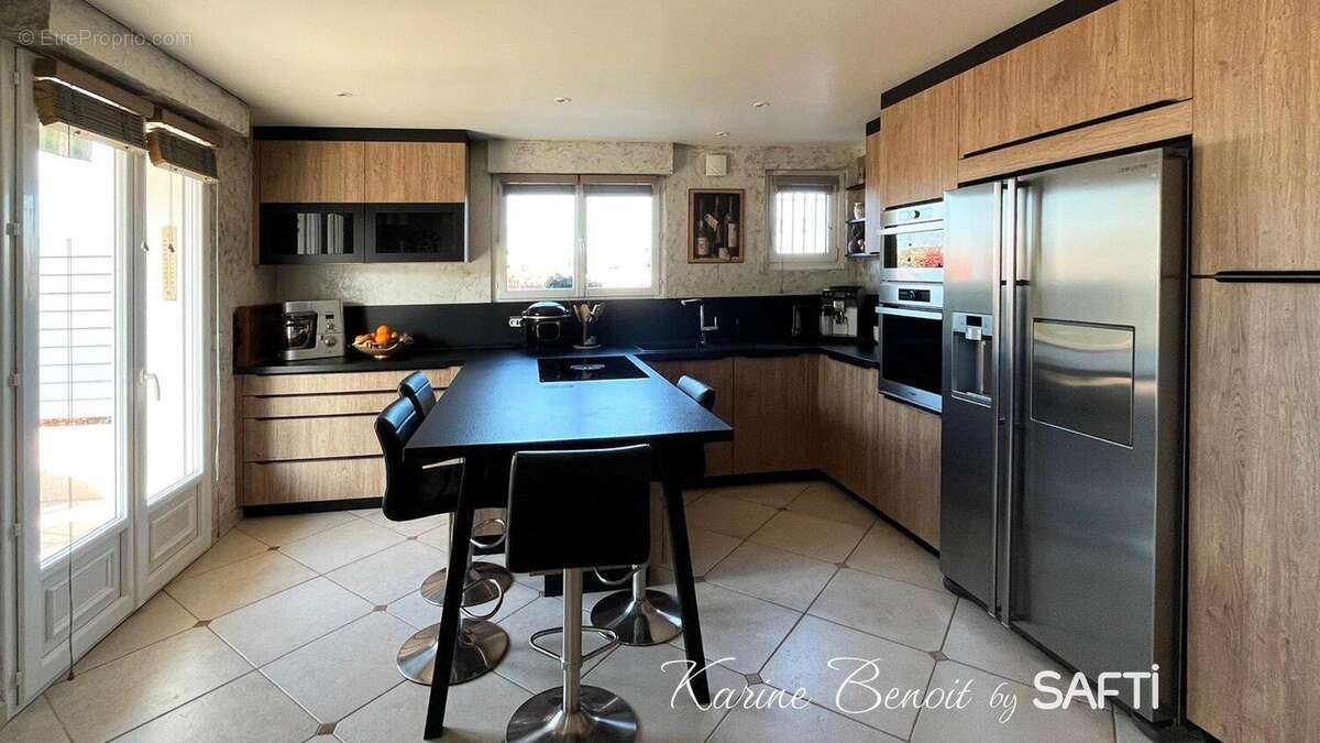 Photo 2 - Maison à SAINTRY-SUR-SEINE