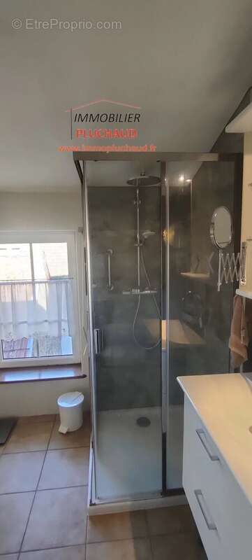 Maison à LA CLAYETTE