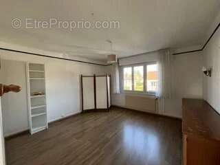 Maison à SAINT-REMY-LES-CHEVREUSE