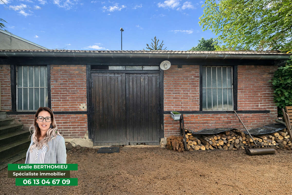 Maison à SAINT-PRIEST-EN-JAREZ