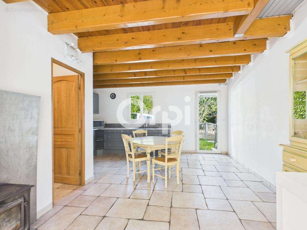 Maison à MONTAUROUX