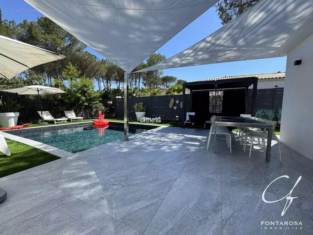 Maison à PUGET-SUR-ARGENS