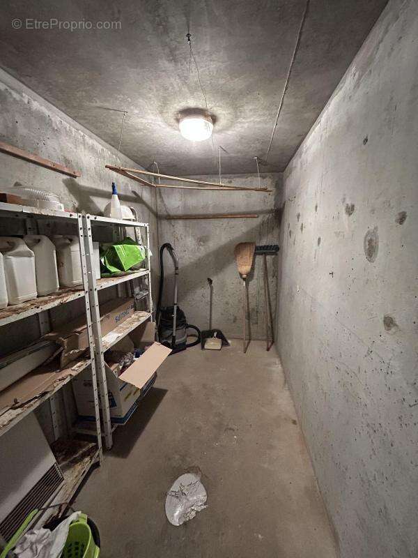 T2 45 m² au Rez de chaussée avec aperçu mer à rénover - photo 6