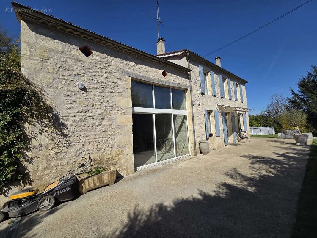 Maison à MONSEGUR