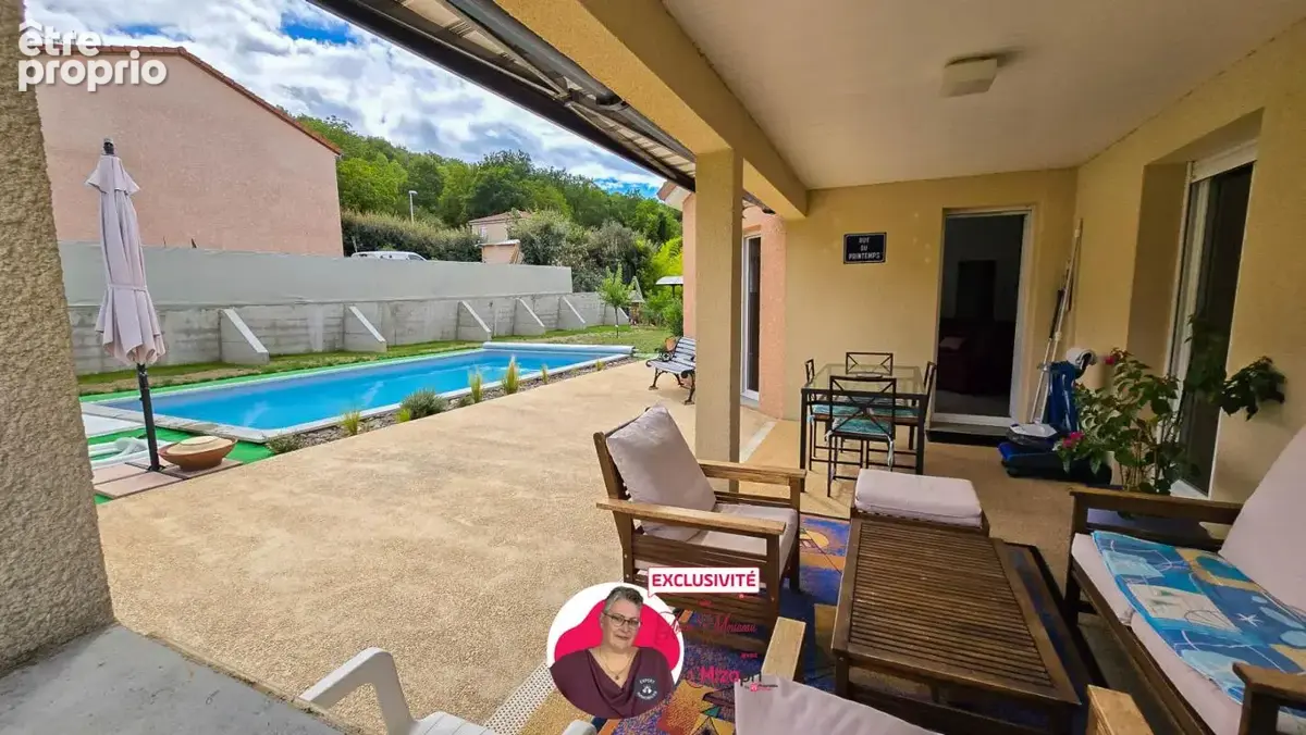 Maison individuelle en plain-pied de 184 m² avec jardin, garage et piscine - photo 6