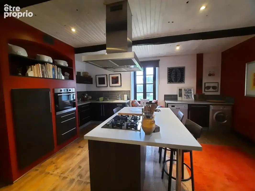 Maison 7 pièces 302 m² à vendre à La Sauvetat-Du-Dropt (47800) - photo 2