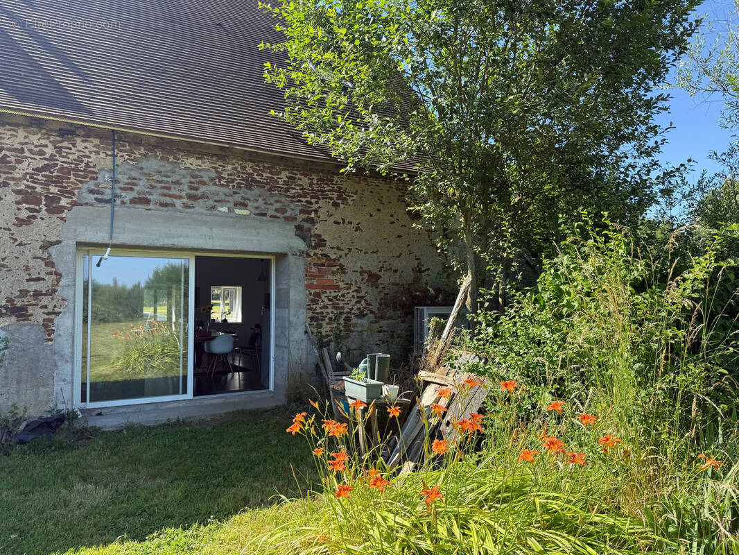 Maison à PIERREFITTE-ES-BOIS