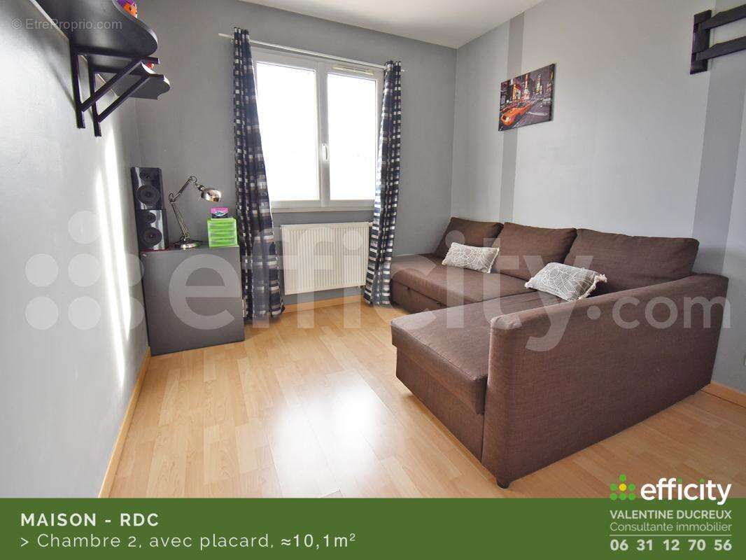 Maison à CHAZELLES-SUR-LYON