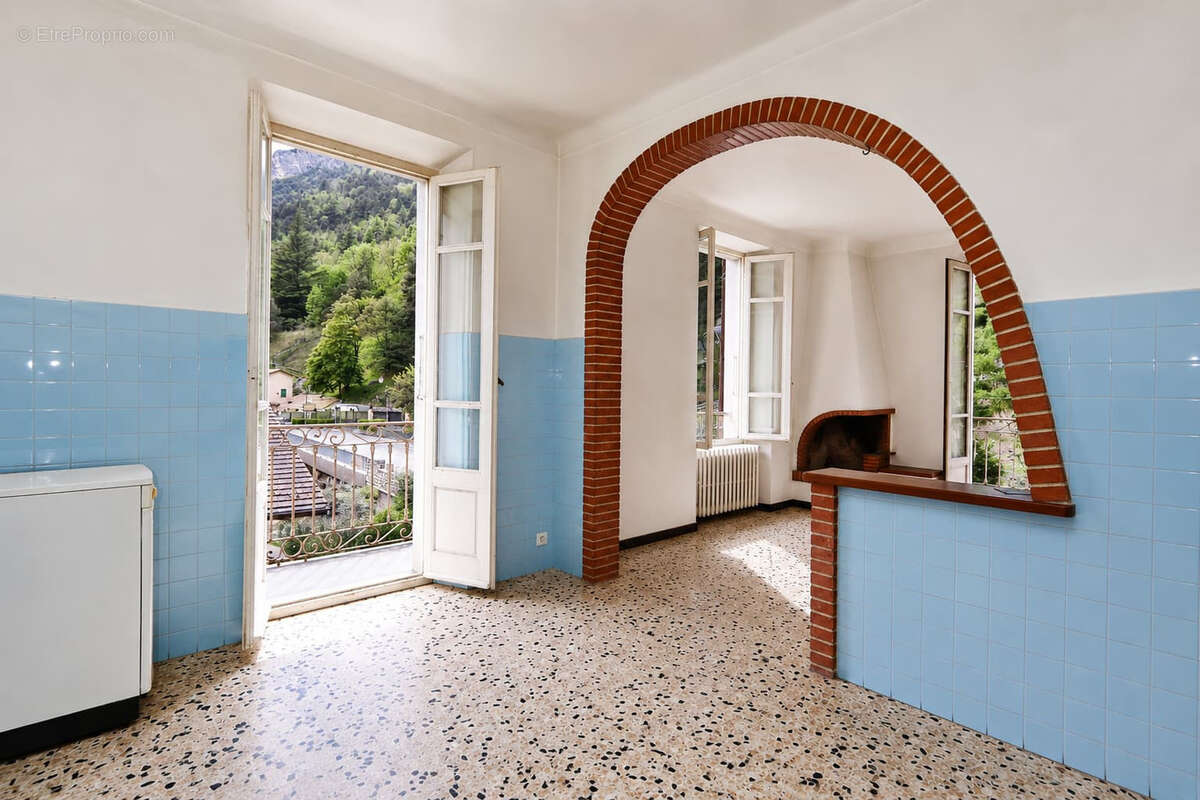 Appartement à TENDE