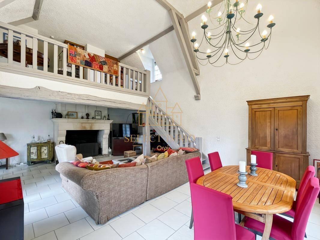 Maison à ARNIERES-SUR-ITON