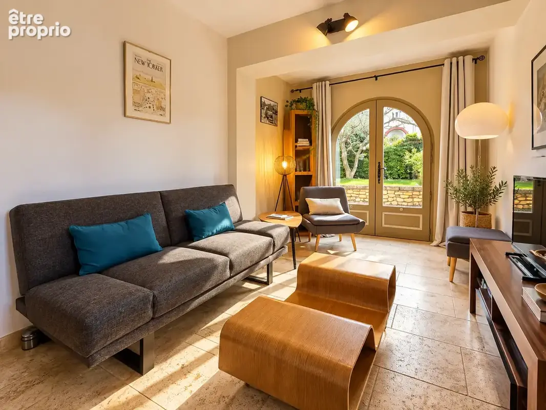 Roussillon, Luberon belle maison de plus de 200 m2 avec jardin et piscine. - photo 3