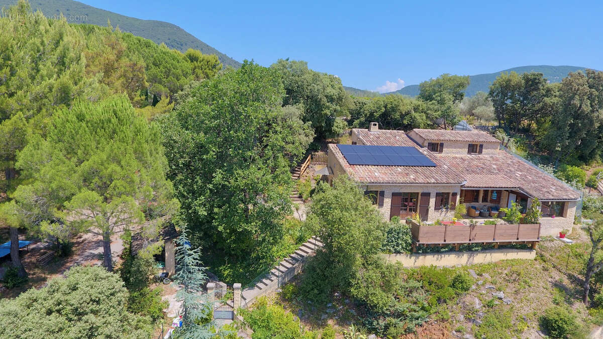 Nyons - elegante villa provencale avec piscine et vue - photo 5