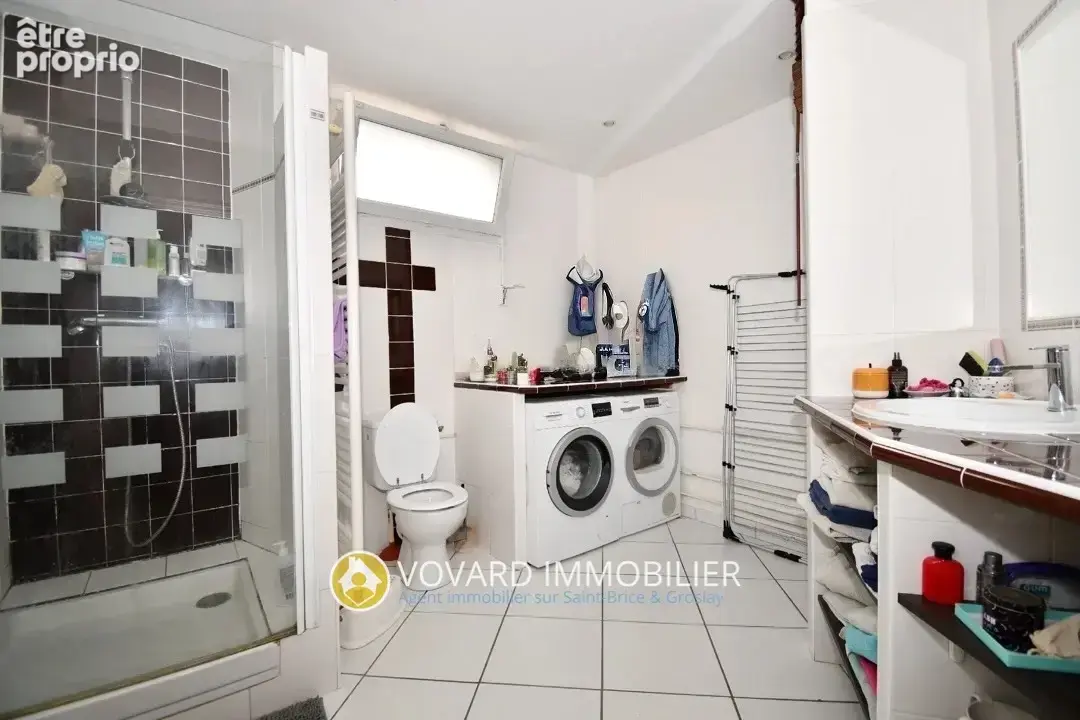 Maison Spacieuse de 148 m2 au Cœur du Vieux Saint Brice - photo 4