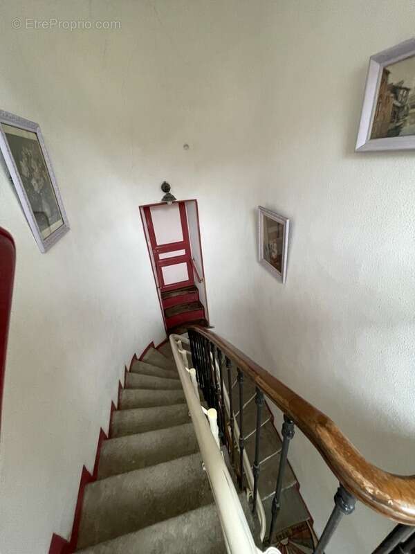 Maison à SAINT-MARTIN-DE-VALGALGUES