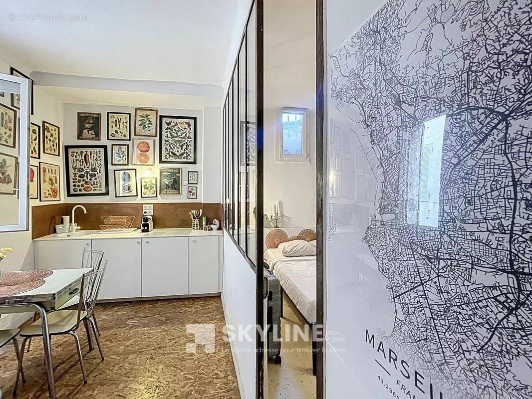 Appartement à MARSEILLE-2E