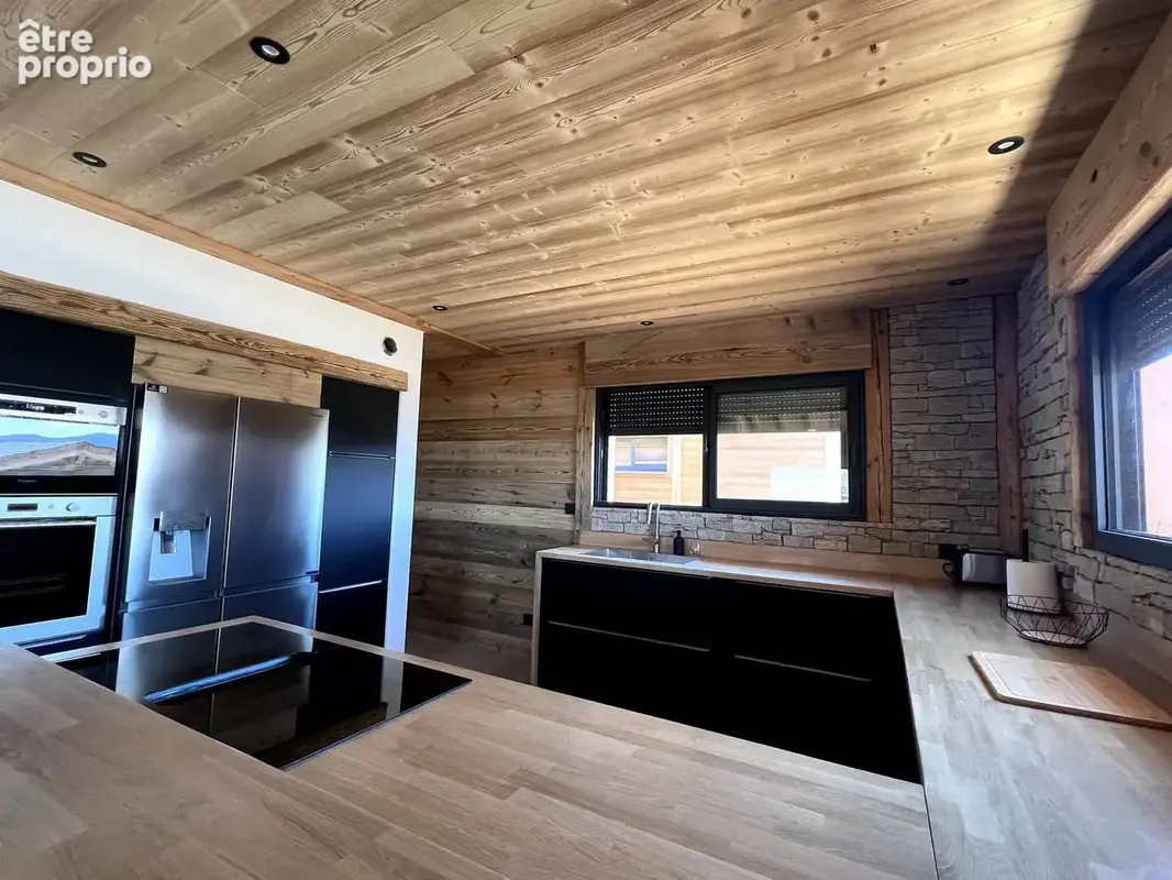FONT-ROMEU - Splendide chalet en ossature bois à l'état du neuf de 221 m2 à vendre avec garage et terrasse - photo 6