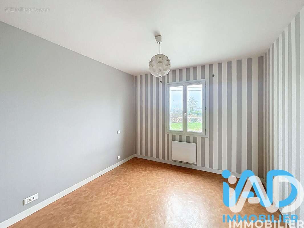 Photo 6 - Maison à VILLIERS-EN-PLAINE