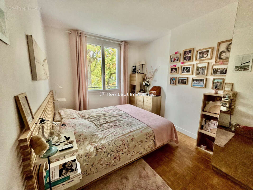 Appartement à LA CELLE-SAINT-CLOUD