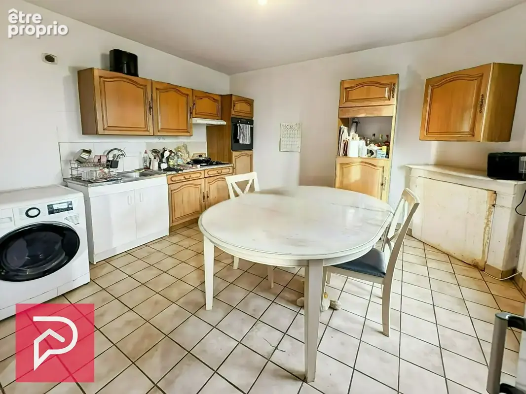 A 5 minutes de BERNAY, charmante maison en briques ! - photo 3