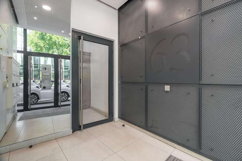 Appartement à ISSY-LES-MOULINEAUX