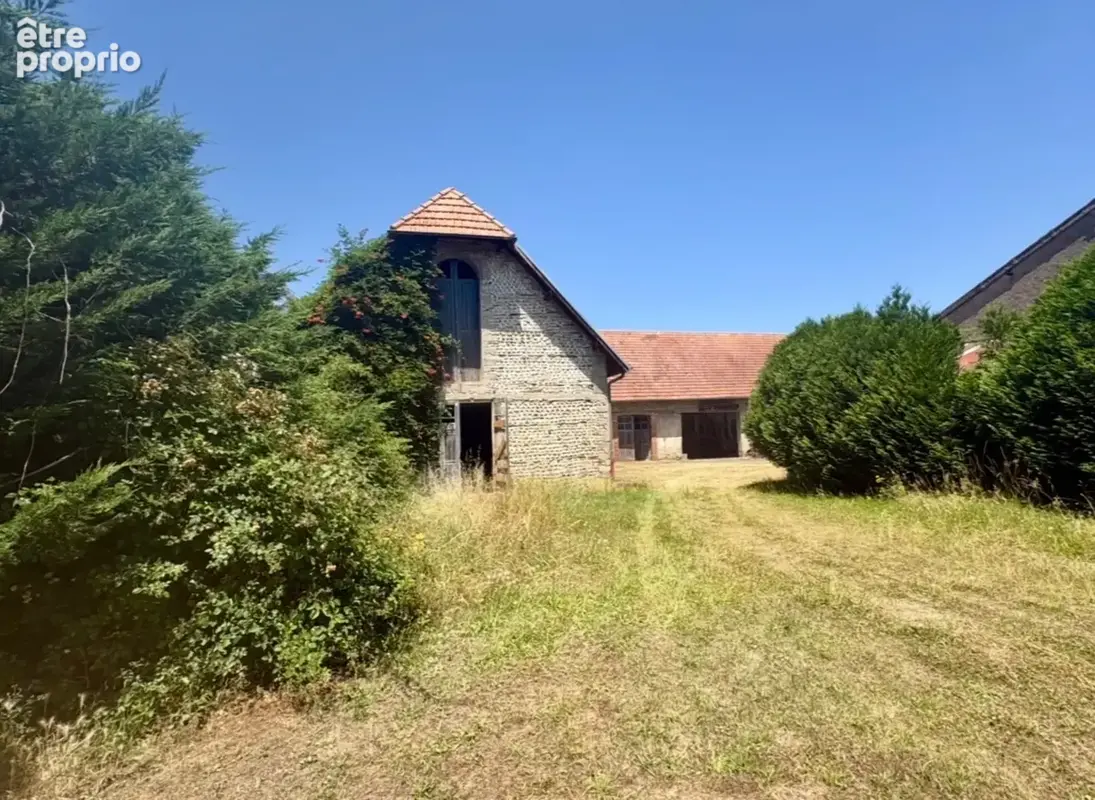 Tarbes – Propriété de caractère avec maison de 184 m² à rénover et près de 1 800 m² de bâtis - photo 35