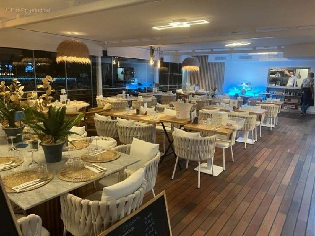 Commerce à CAGNES-SUR-MER