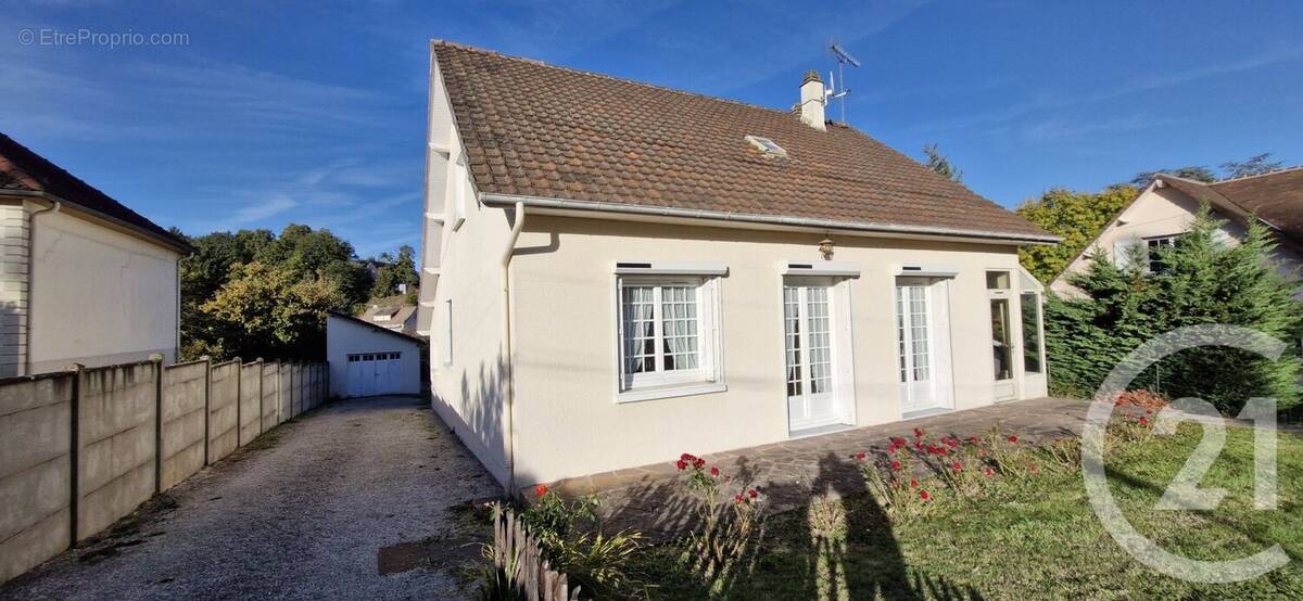 Maison à CLOYES-SUR-LE-LOIR