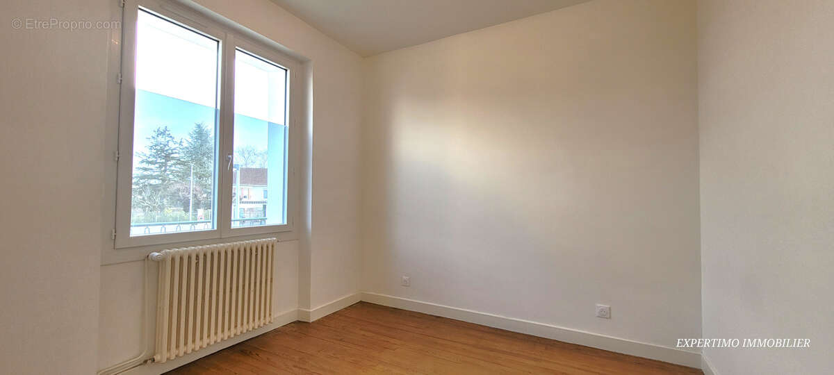 Maison centre ville jonzac - photo 5